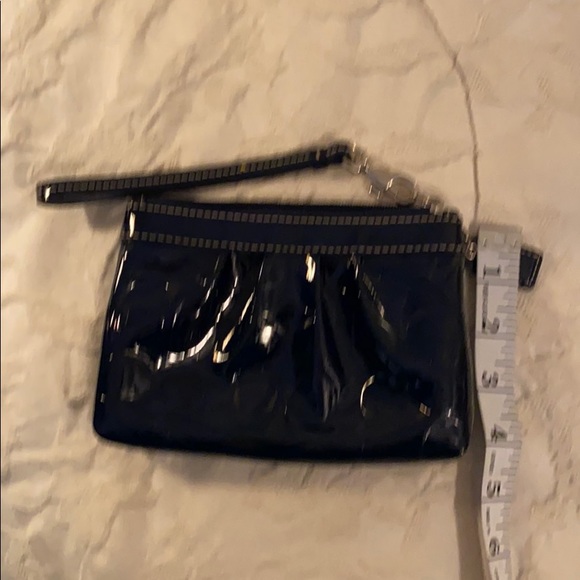 Wristlet - Picture 5 of 6